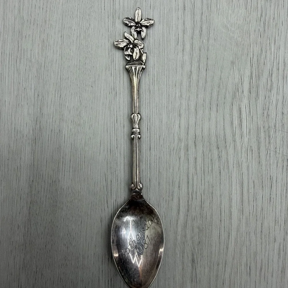 Silver Plate Mothers Day 1981 Spoon Orchid Finial Vintage